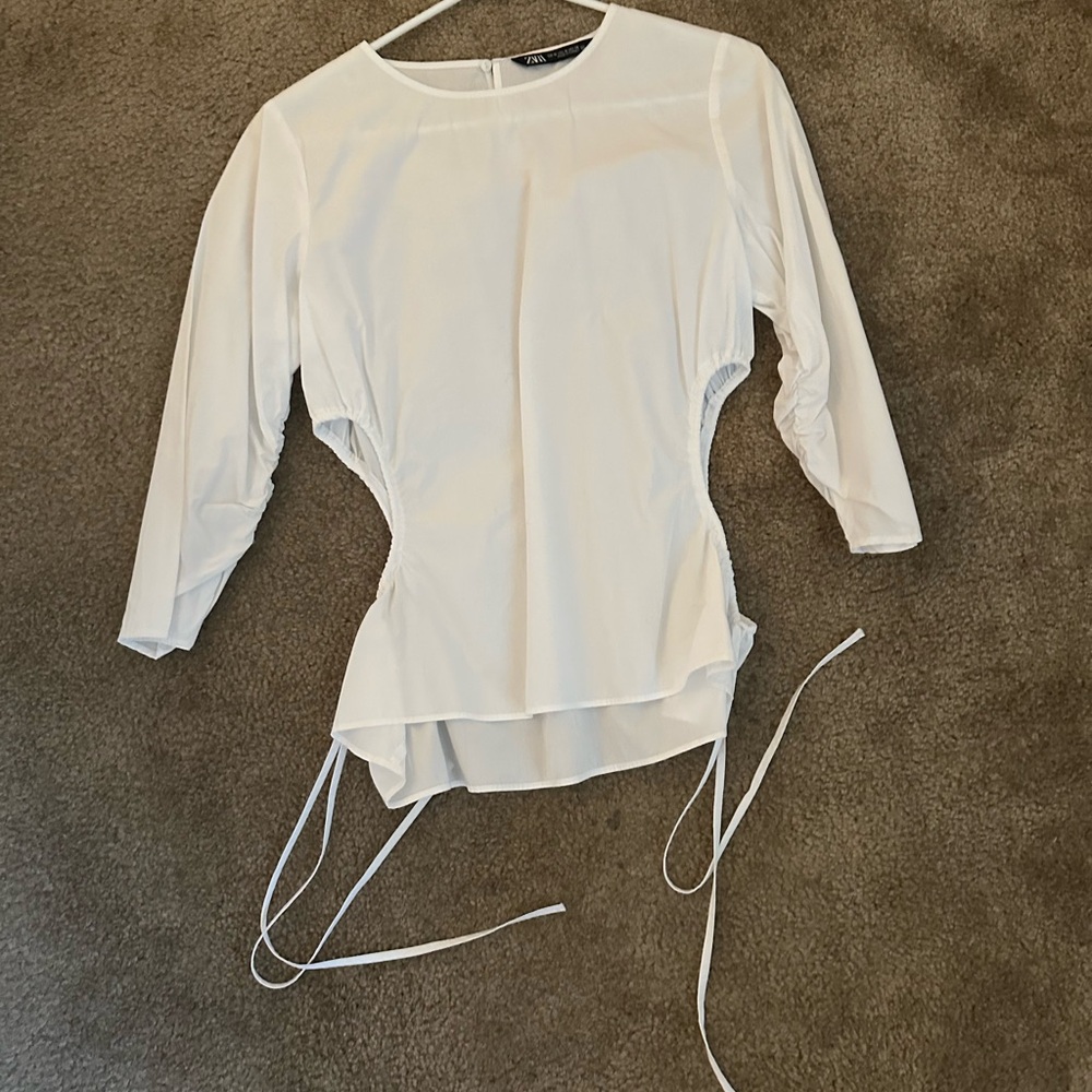 Women cut out top